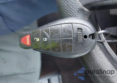 2016 Ram 1500 Express z USA, uszkodzony, nr VIN 3C6RR6KT9GG245917